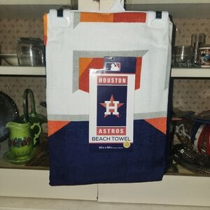 NWT Astros beach towel